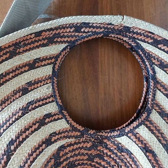 Vtg striped straw shoulder strap round bag - Picture 8 of 10